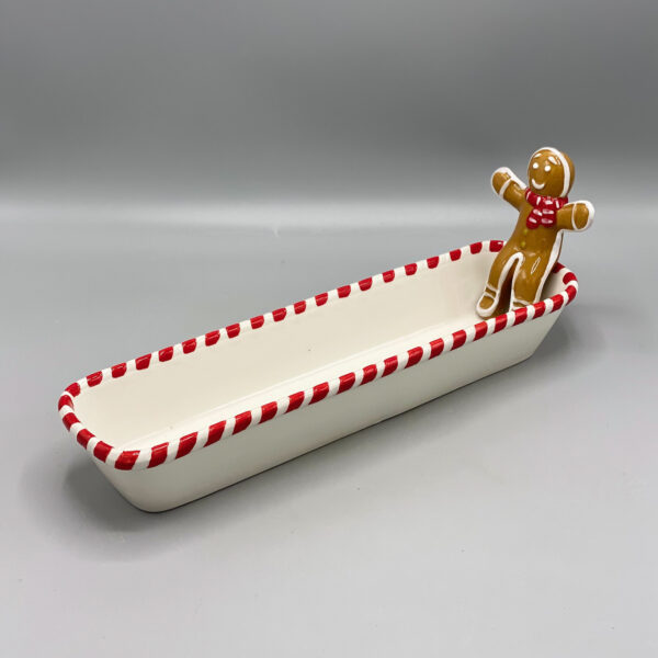 Gingerbread Cracker Dish